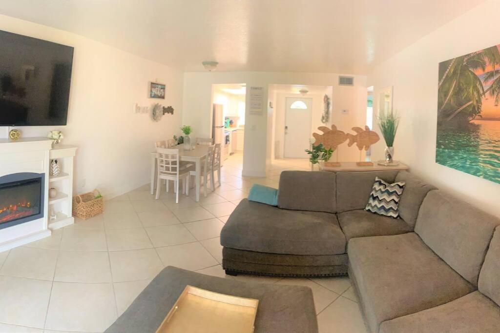 Bright And Beachy 2Bed 1Bath Home - Unit 210 Cocoa Beach Zewnętrze zdjęcie